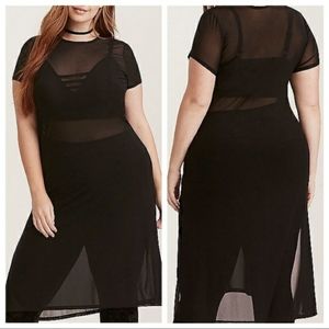 Torrid Sz2 Black Mesh Tunic EUC